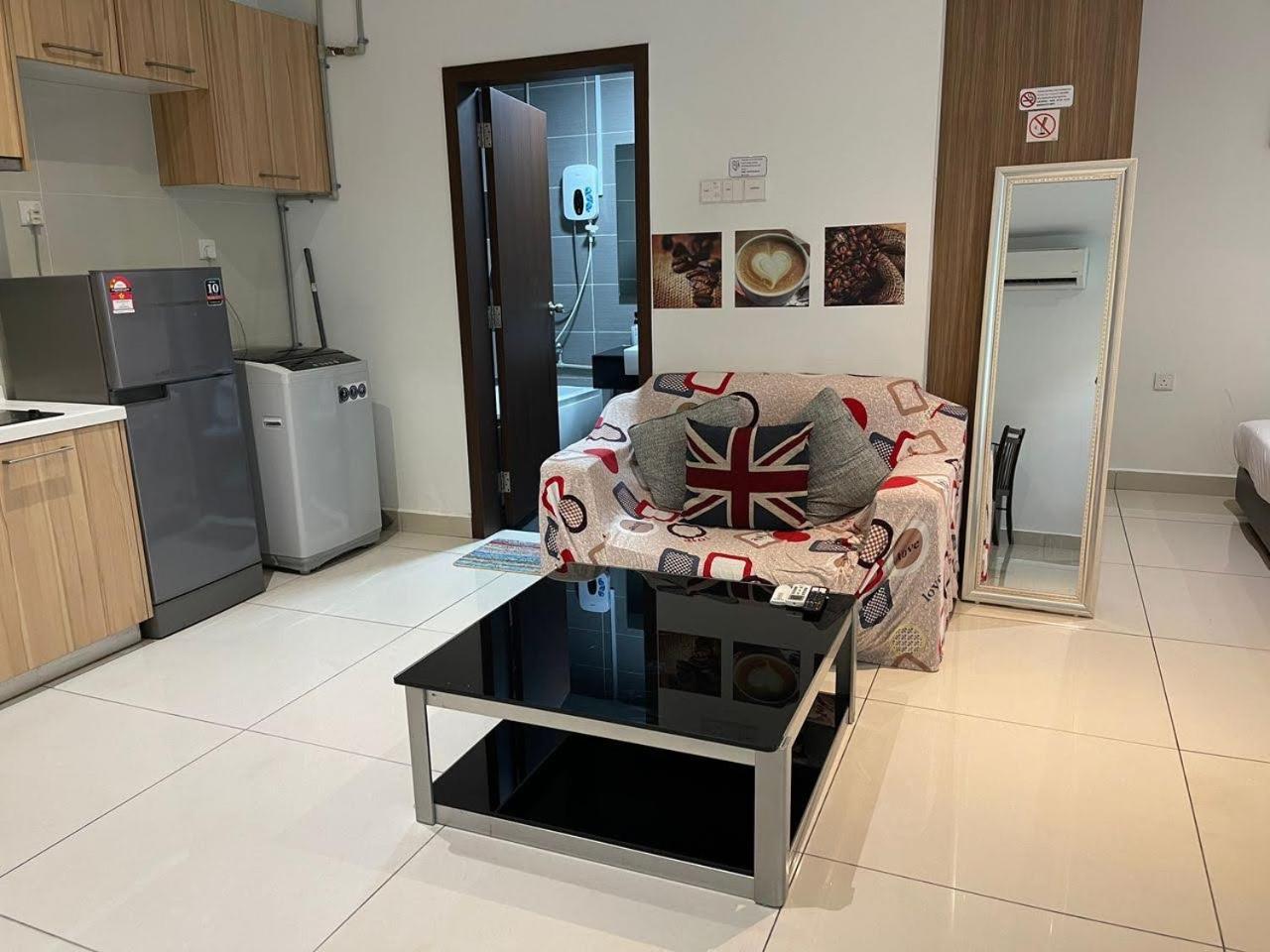 Jb City D'Esplanade Shopping Mall Apartment Johor Bahru Dış mekan fotoğraf